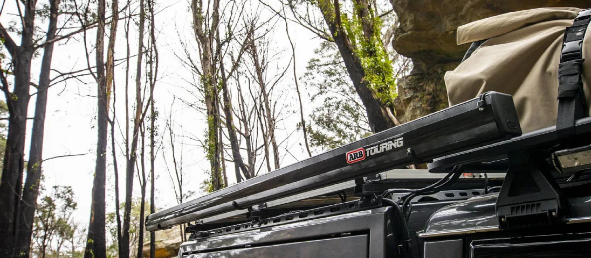 ARBBlackAluminiumAwning0920_450_72dpi-1096x480