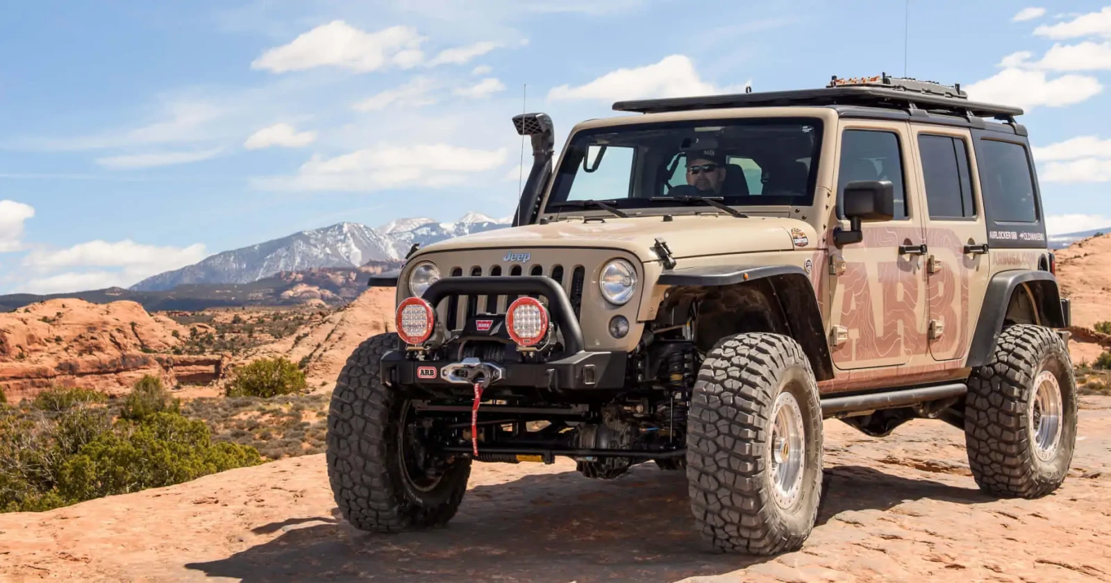 20180329_Fins_and_Things_51_3840x1820-1-1