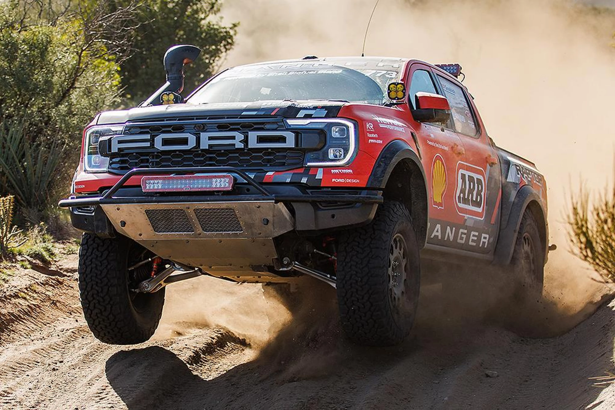ford-ranger-raptor-baja-win-1