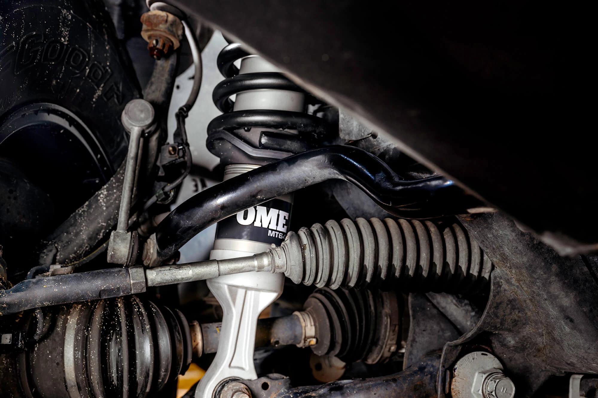 MT64_ARB-OME_4Runner_FrontShock-02 (1)