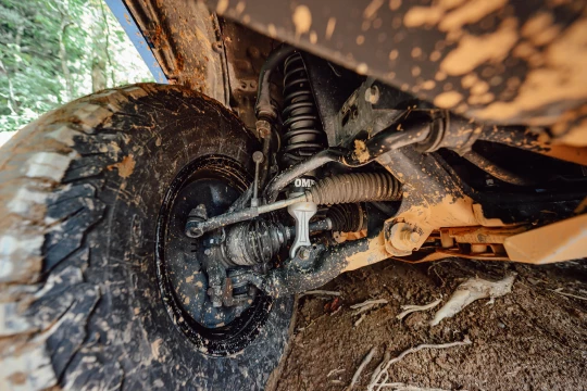MT64_ARB-OME_4Runner_FrontShock-03 (2)