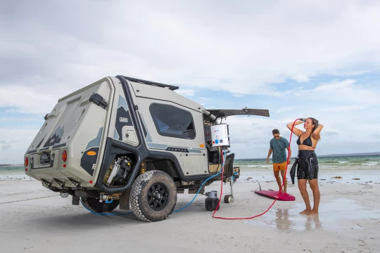 ARBEarthCamper0123_0528