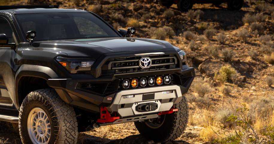 2025 4Runner roof and rack detail