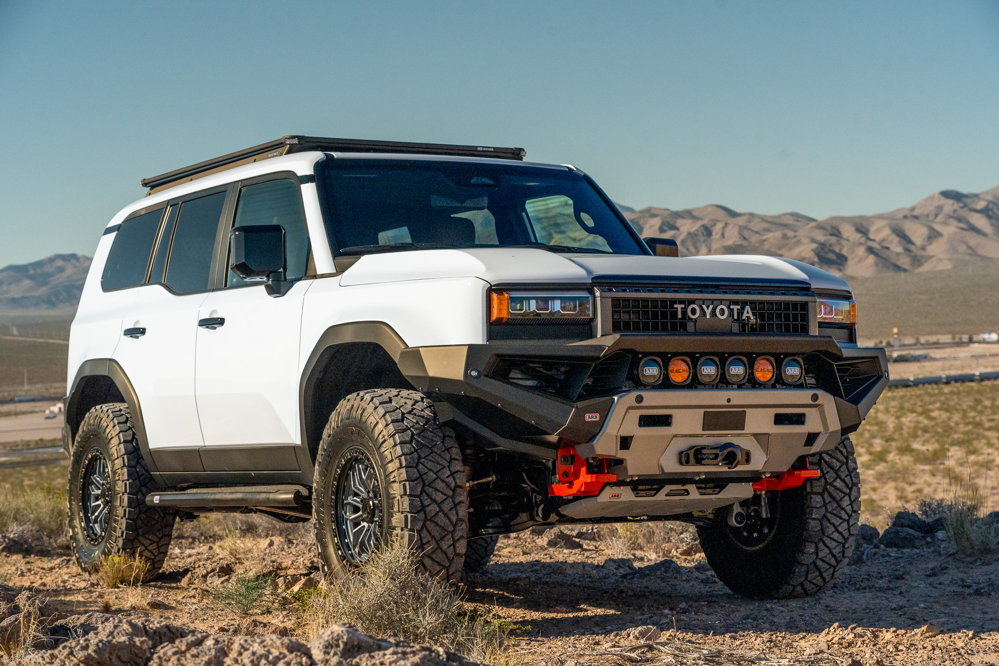 ARB and Nacho lighting on Land Cruiser build