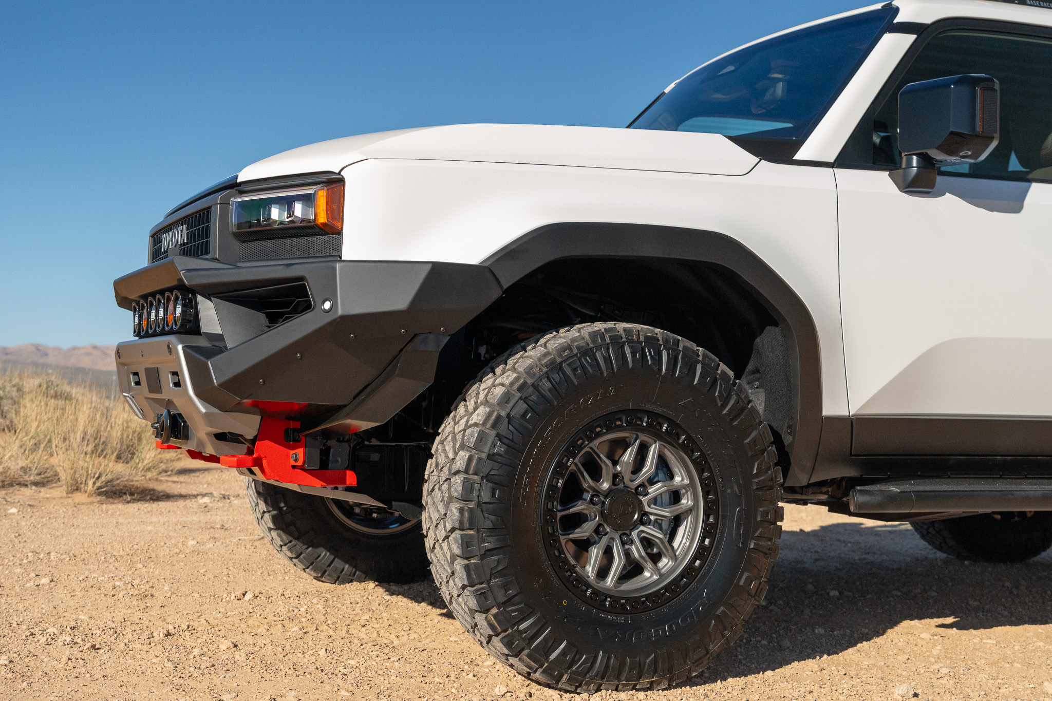 ARB Land Cruiser roof lighting detail