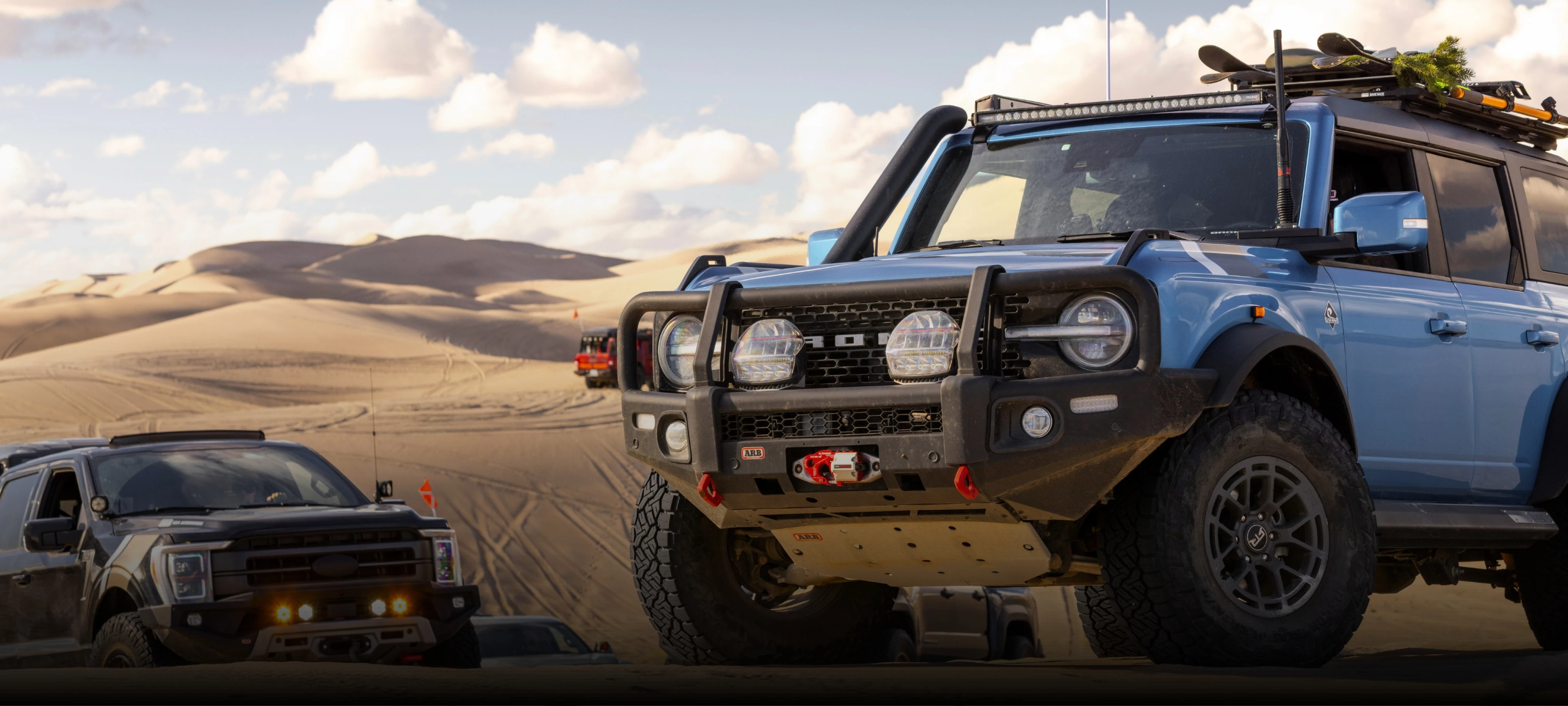 exterior shipping promo banner