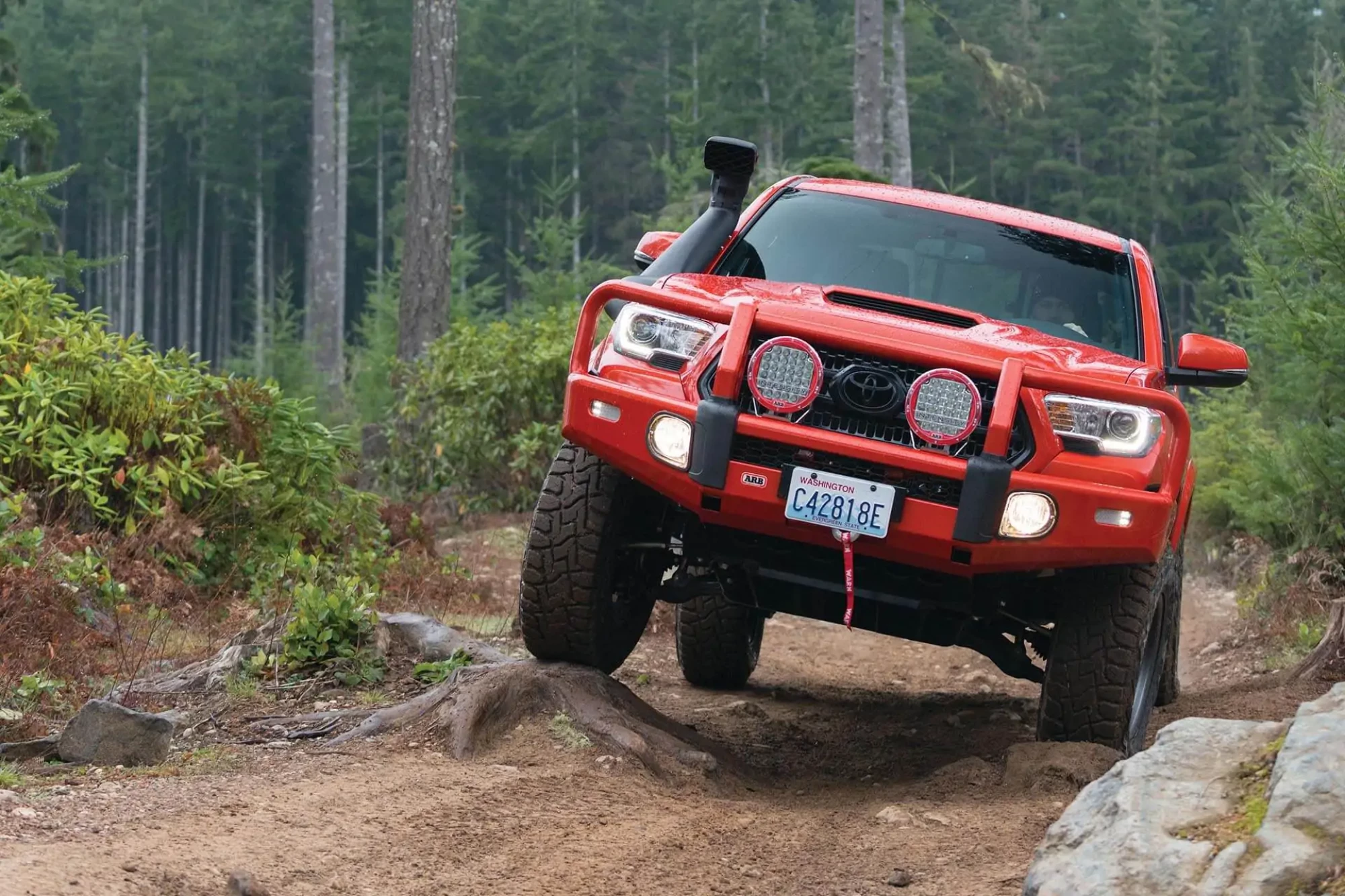 2016_Toyota_Tacoma_FrontBumper3_1920x1280