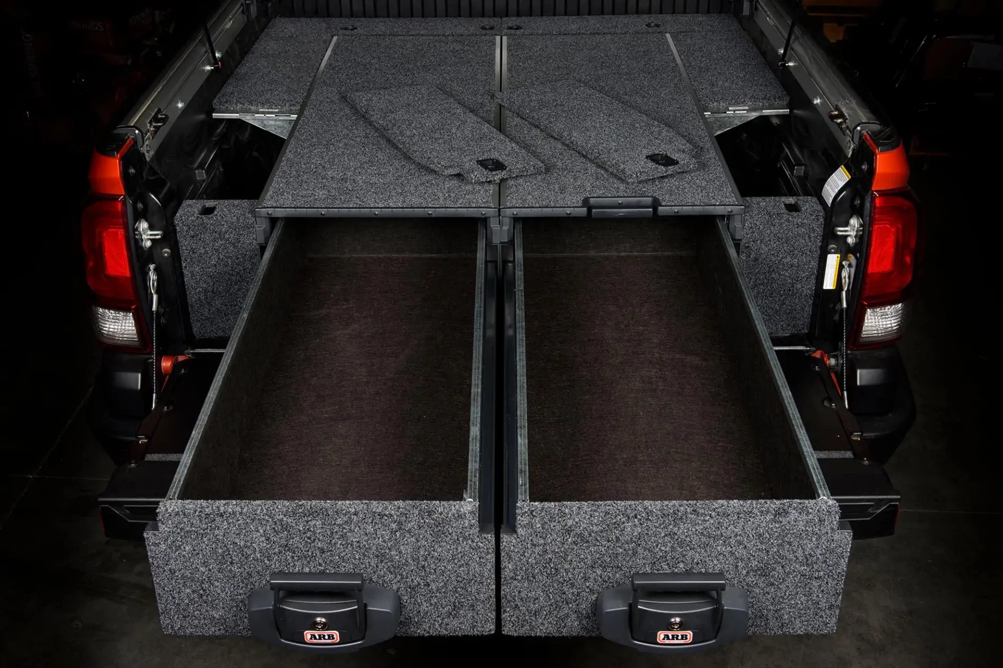 2016_Toyota_Tacoma_Drawers_1920x1280