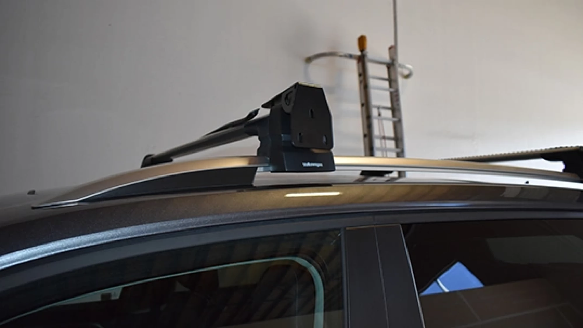 814412A_AwningInstallationjpg27_538x303