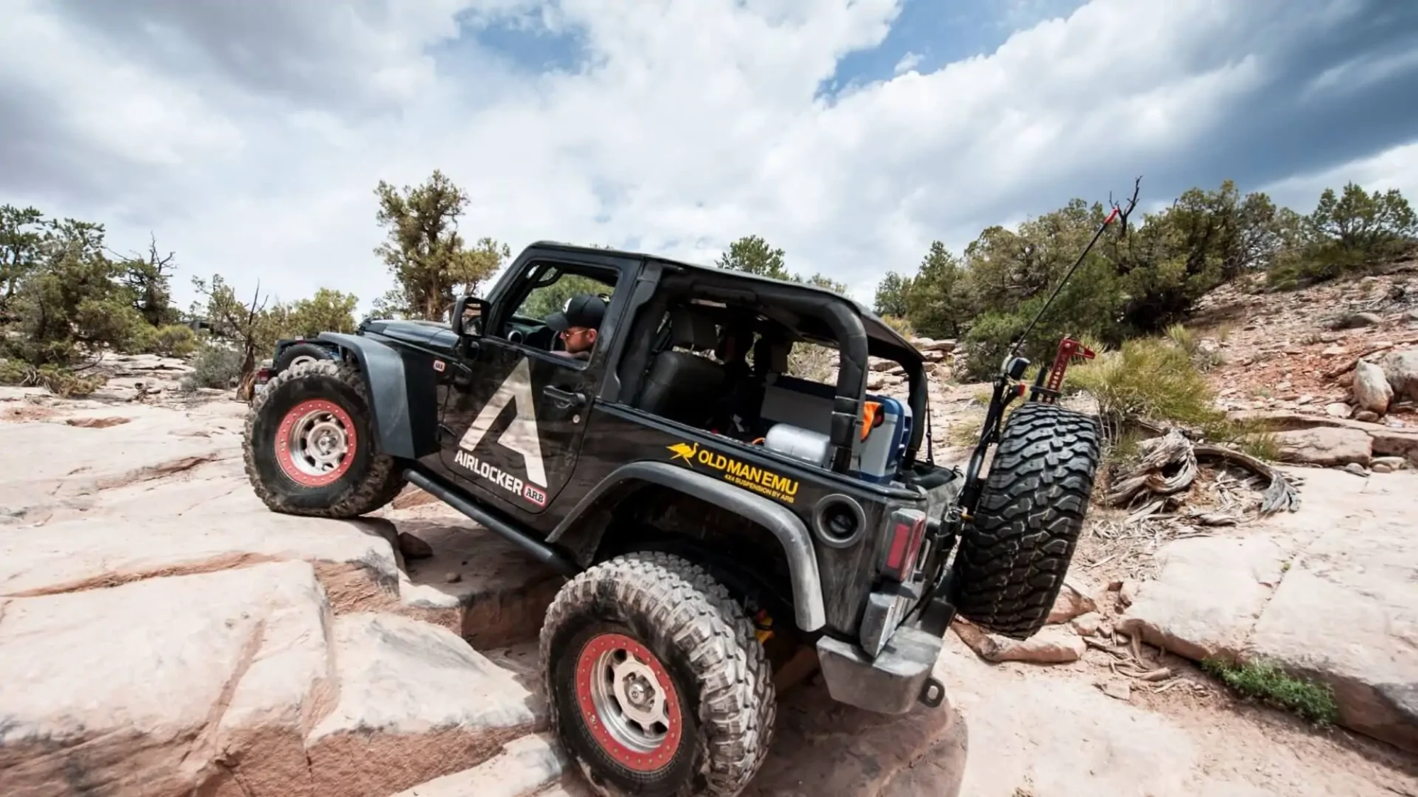 SB70011-14mp-1920x1080